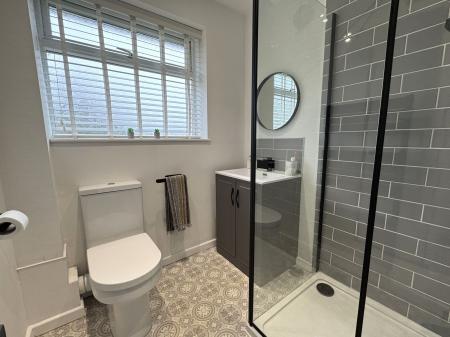 2 bedroom Semi-detached house for sale in The Eyrie, Burton-On-Trent, DE15