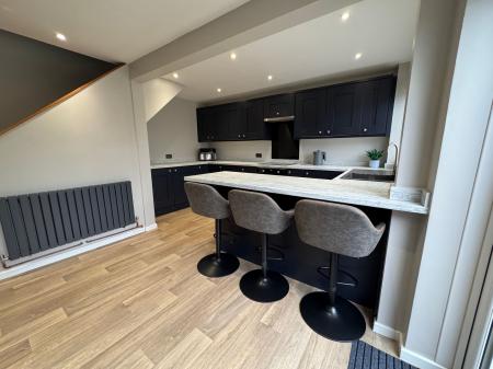 2 bedroom Semi-detached house for sale in The Eyrie, Burton-On-Trent, DE15