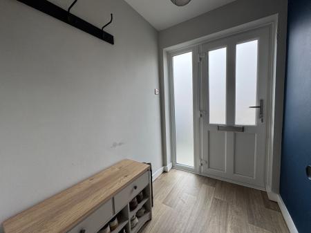 2 bedroom Semi-detached house for sale in The Eyrie, Burton-On-Trent, DE15