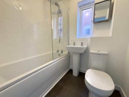 2 bedroom Semi-detached house for sale in Adkins Close, Burton-On-Trent, DE14