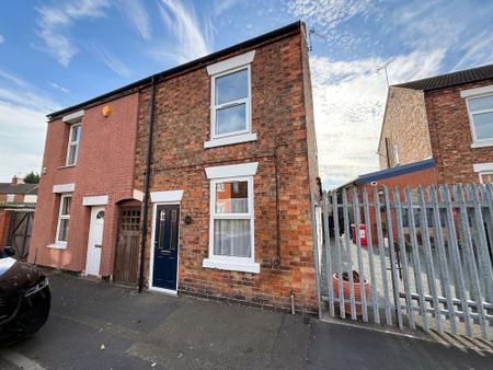 3 bedroom Semi-detached house to let in Dallow Street, Burton-On-Trent, DE14