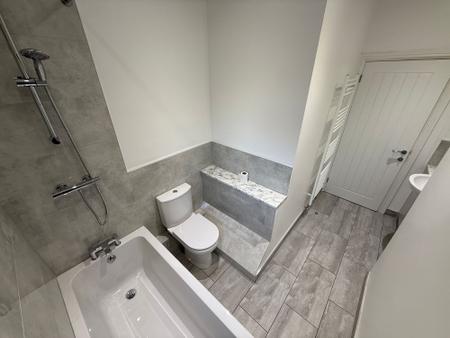 3 bedroom Semi-detached house to let in Dallow Street, Burton-On-Trent, DE14