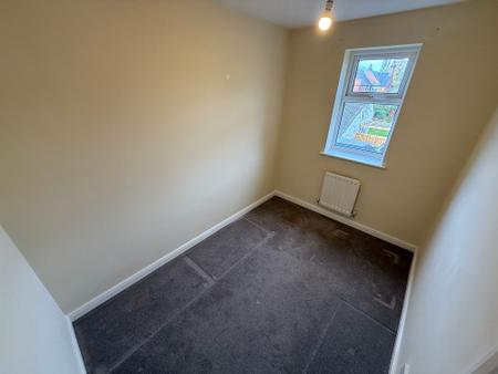 2 bedroom End of terrace house to let in Bramble Walk, Overseal, DE12