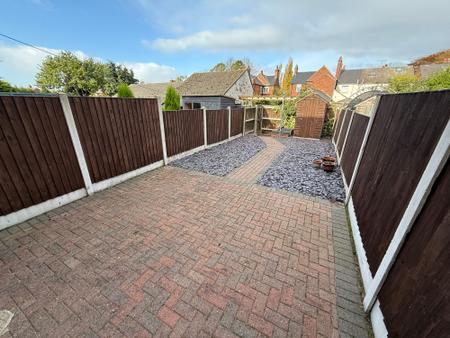 2 bedroom End of terrace house to let in Bramble Walk, Overseal, DE12