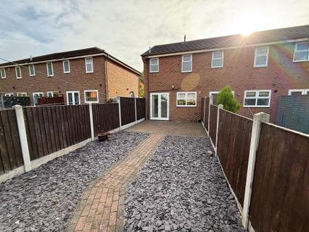 2 bedroom End of terrace house to let in Bramble Walk, Overseal, DE12