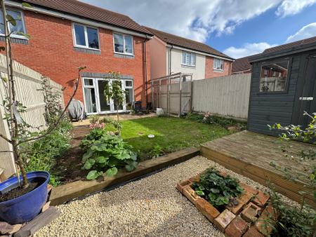 3 bedroom Semi-detached house for sale in Hazelwell Avenue, Burton-On-Trent, DE14