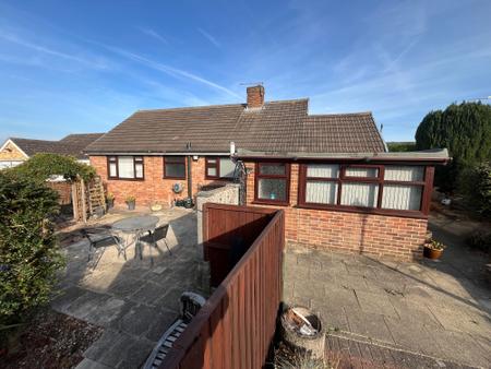 2 bedroom Detached bungalow to let in Pear Tree Avenue, Newhall, DE11