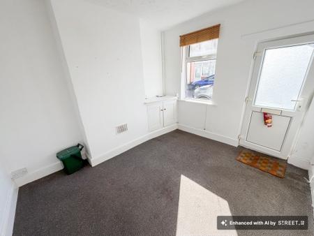 2 bedroom Terraced House for sale in Thornley Street, Burton-On-Trent, DE14