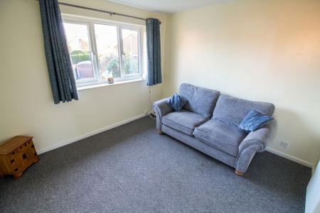 1 bedroom Flat to let in The Cloisters, Burton-On-Trent, DE15