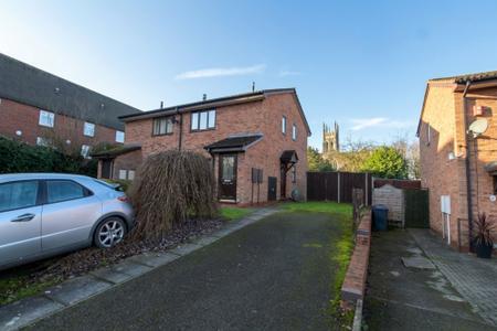 1 bedroom Flat to let in The Cloisters, Burton-On-Trent, DE15