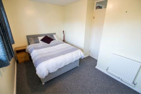 1 bedroom Flat to let in The Cloisters, Burton-On-Trent, DE15