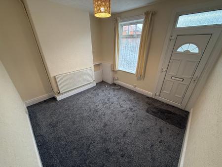 3 bedroom Terraced House to let in Short Street, Burton-On-Trent, DE15