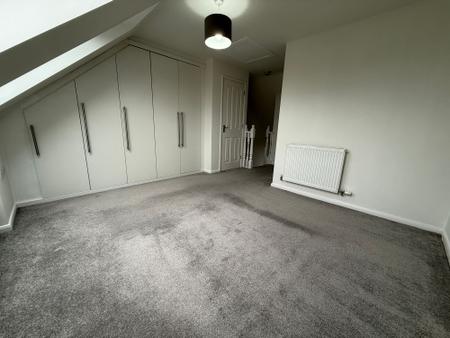 3 bedroom Terraced House to let in Bexley Drive, Church Gresley, DE11