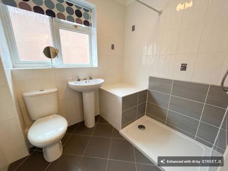 2 bedroom Detached bungalow for sale in Kempton Road, Burton-On-Trent, DE15