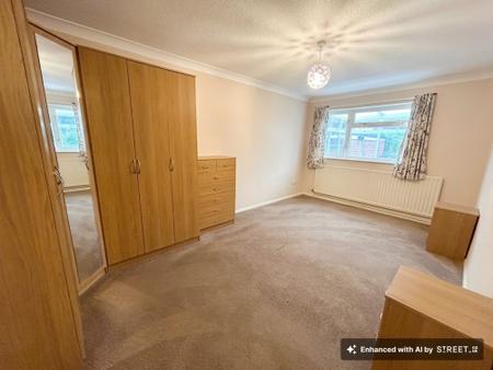 2 bedroom Detached bungalow for sale in Kempton Road, Burton-On-Trent, DE15
