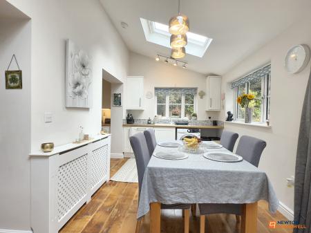 3 bedroom Detached house for sale in Alvis Dale, Rothley, LE7