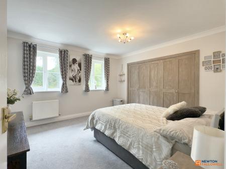 3 bedroom Detached house for sale in Alvis Dale, Rothley, LE7