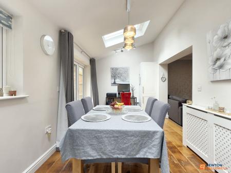 3 bedroom Detached house for sale in Alvis Dale, Rothley, LE7