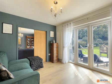 5 bedroom Detached house for sale in Abbotts Oak Drive, Coalville, LE67