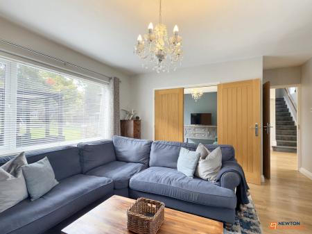 5 bedroom Detached house for sale in Abbotts Oak Drive, Coalville, LE67