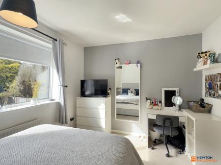 5 bedroom Detached house for sale in Abbotts Oak Drive, Coalville, LE67