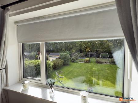 5 bedroom Detached house for sale in Abbotts Oak Drive, Coalville, LE67