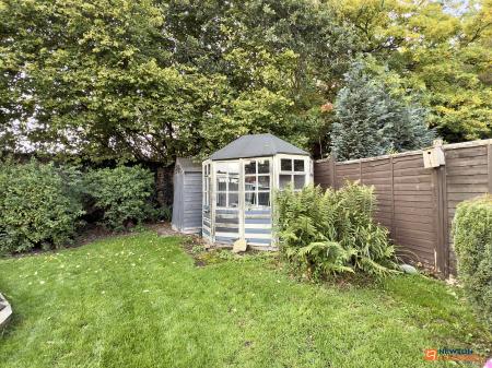 5 bedroom Detached house for sale in Abbotts Oak Drive, Coalville, LE67