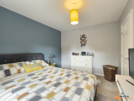 3 bedroom Semi-detached house for sale in Ash Grove, Coalville, LE67