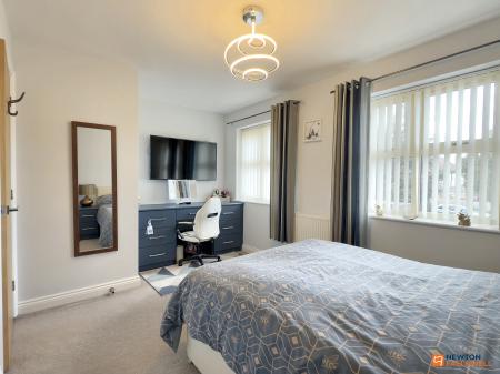 2 bedroom Terraced House for sale in Baron Close, Hugglescote, LE67