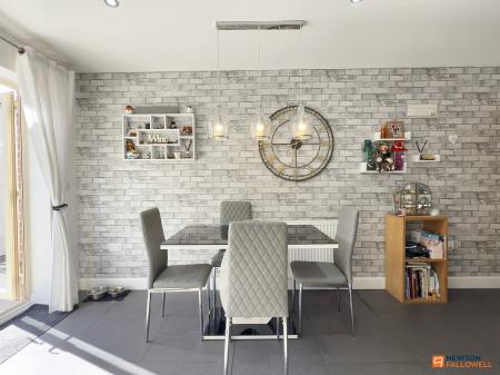 2 bedroom Terraced House for sale in Baron Close, Hugglescote, LE67