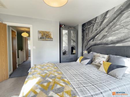 2 bedroom Terraced House for sale in Baron Close, Hugglescote, LE67