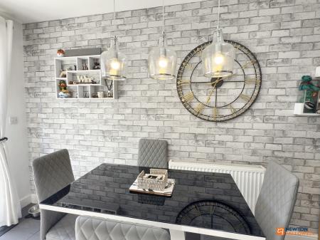 2 bedroom Terraced House for sale in Baron Close, Hugglescote, LE67