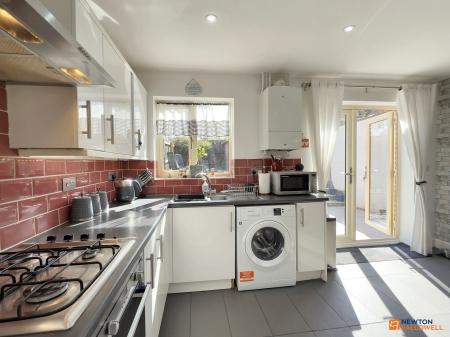 2 bedroom Terraced House for sale in Baron Close, Hugglescote, LE67