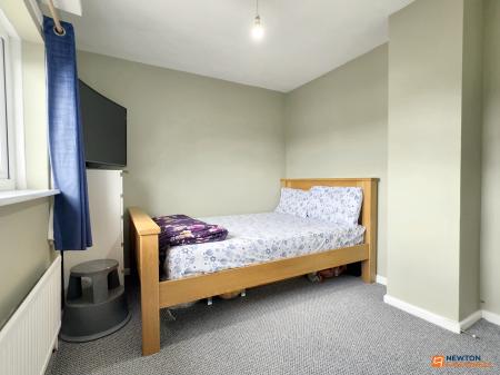 3 bedroom Semi-detached house for sale in Beacon Crescent, Coalville, LE67