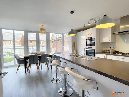 4 bedroom Detached house for sale in Bennett Close, Hugglescote, LE67