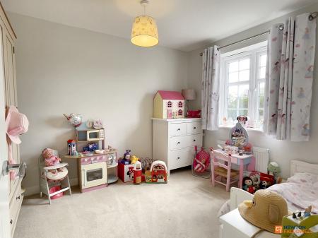 4 bedroom Detached house for sale in Bennett Close, Hugglescote, LE67