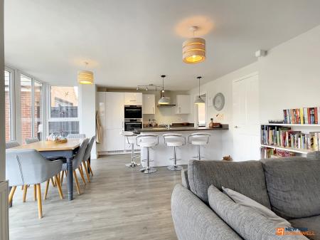 4 bedroom Detached house for sale in Bennett Close, Hugglescote, LE67