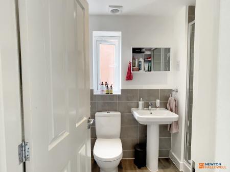 4 bedroom Detached house for sale in Bennett Close, Hugglescote, LE67