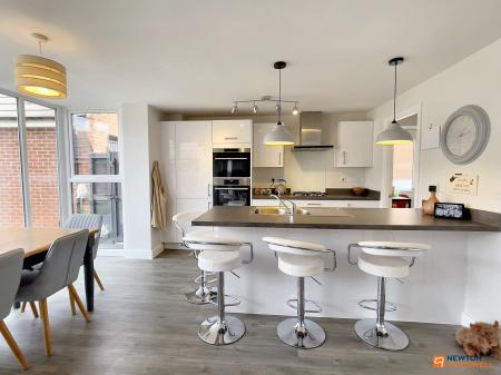 4 bedroom Detached house for sale in Bennett Close, Hugglescote, LE67