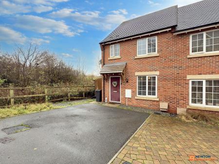 3 bedroom Semi-detached house for sale in Blackham Road, Hugglescote, LE67