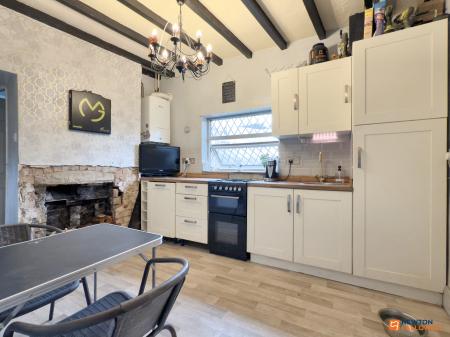 2 bedroom Terraced House for sale in Castle Street, Whitwick, LE67