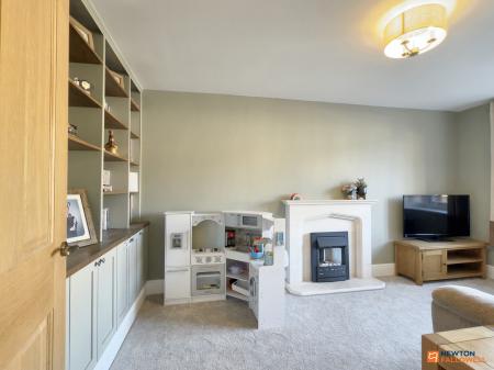 4 bedroom Detached house for sale in Chapel Street, Ibstock, LE67