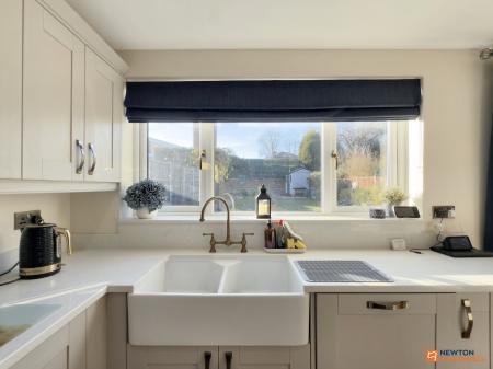 4 bedroom Detached house for sale in Chapel Street, Ibstock, LE67