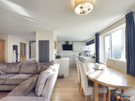 4 bedroom Detached house for sale in Chapel Street, Ibstock, LE67