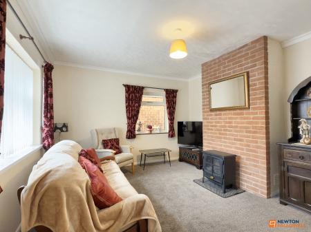 2 bedroom Bungalow for sale in Clover Place, Thringstone, LE67