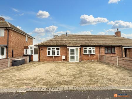 2 bedroom Bungalow for sale in Clover Place, Thringstone, LE67