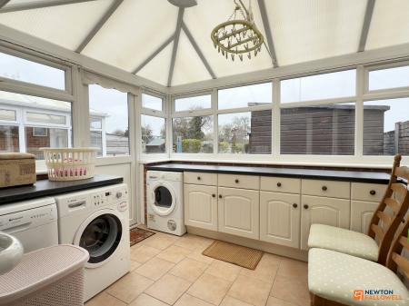 2 bedroom Bungalow for sale in Clover Place, Thringstone, LE67