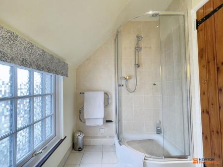 3 bedroom Cottage for sale in Cross Green, Rothley, LE7