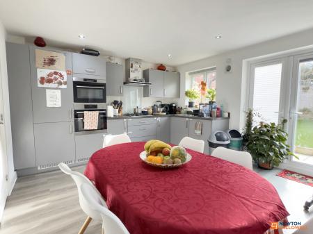 3 bedroom Detached house for sale in Glynn Street, Hugglescote, LE67