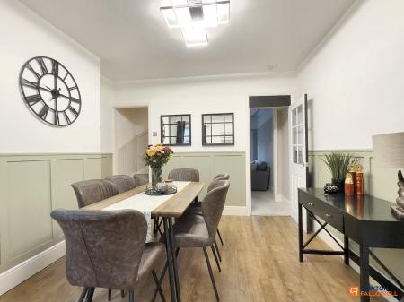 2 bedroom Terraced House for sale in Grange Road, Hugglescote, LE67